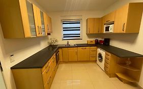 Exklusive Flughafen-Messe Apartment Naehe Duesseldorf